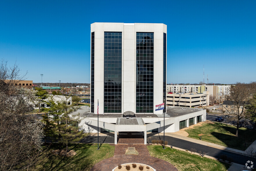 300 John Q. Hammons Pky, Springfield, MO en alquiler - Foto del edificio - Imagen 3 de 6