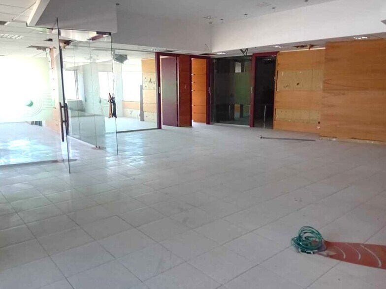 Oficina en Ariza en venta - Foto del edificio - Imagen 3 de 23