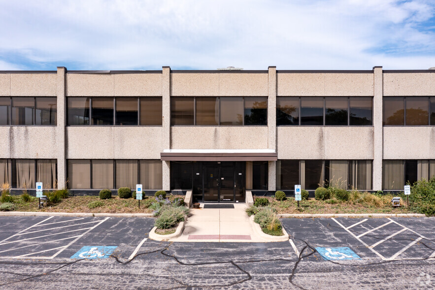 1430 Branding Ln, Downers Grove, IL en venta - Foto del edificio - Imagen 3 de 6