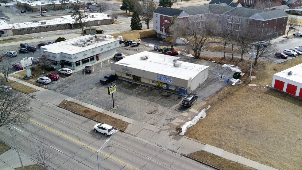 1924 E Milwaukee St, Janesville, WI en venta - Foto del edificio - Imagen 3 de 5