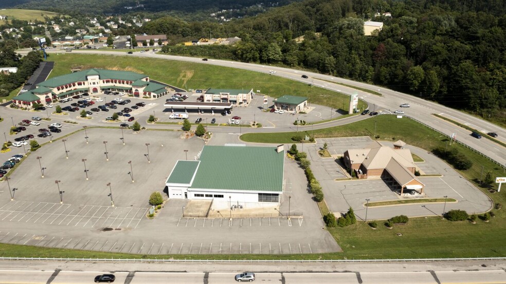 5000-6000 Mid Atlantic Dr, Morgantown, WV en alquiler - Vista aérea - Imagen 3 de 61