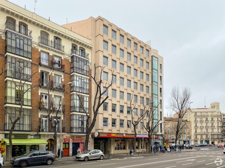 Calle de San Bernardo, 123, Madrid, Madrid en venta - Foto del edificio - Imagen 1 de 1