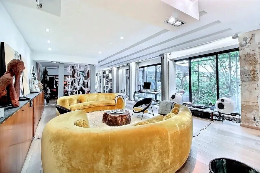 75 Rue Marguerite De Rochechouart, Paris en venta - Foto del edificio - Imagen 1 de 7