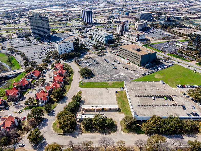 7855 Elmbrook Drive, Dallas, TX en alquiler - Foto del edificio - Imagen 3 de 10