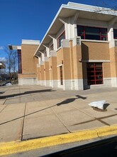 6720 Frank Lloyd Wright Ave, Middleton, WI en alquiler Foto del edificio- Imagen 2 de 16