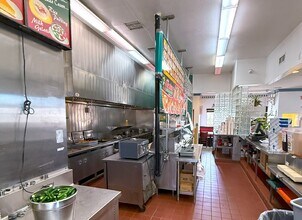 23260 Sunnymead Blvd, Moreno Valley, CA en alquiler Foto del interior- Imagen 2 de 3