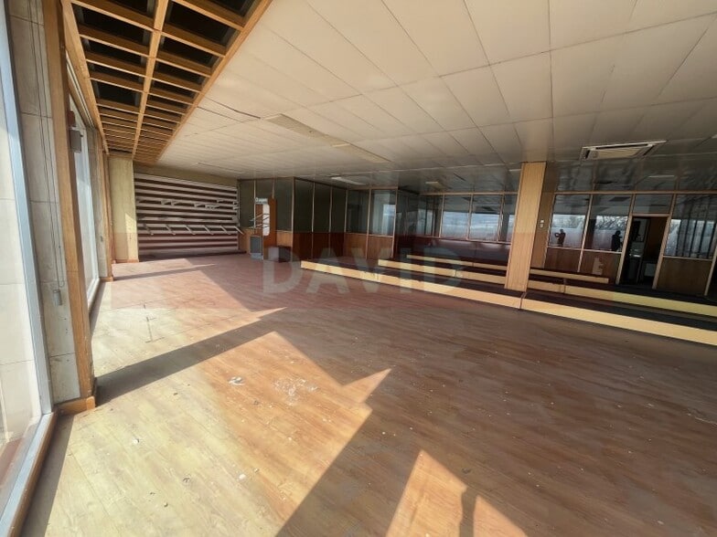 Nave en Figueres, Gerona en venta - Foto del interior - Imagen 3 de 11