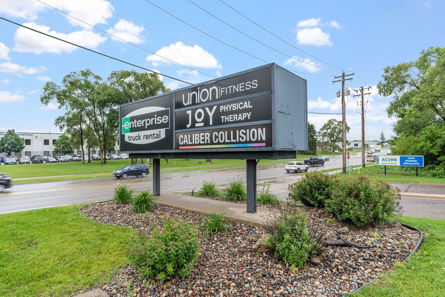 Blue Water I & Blue Water II cartera de 2 inmuebles en venta en LoopNet.es - Foto del edificio - Imagen 3 de 30