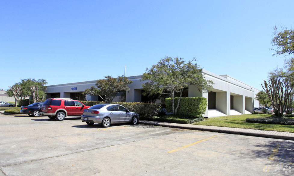 10410 Corporate Dr, Sugar Land, TX en venta - Foto principal - Imagen 1 de 8