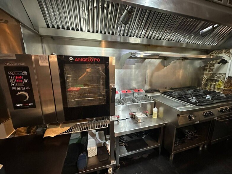 Local en Barcelona, Barcelona en alquiler - Foto del interior - Imagen 2 de 9