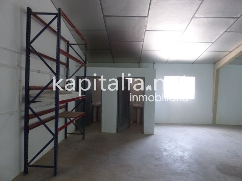 Nave en València en venta - Foto del edificio - Imagen 2 de 6
