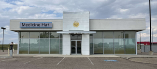 Más detalles para 1450 Strachan Rd SE, Medicine Hat, AB - Locales en venta