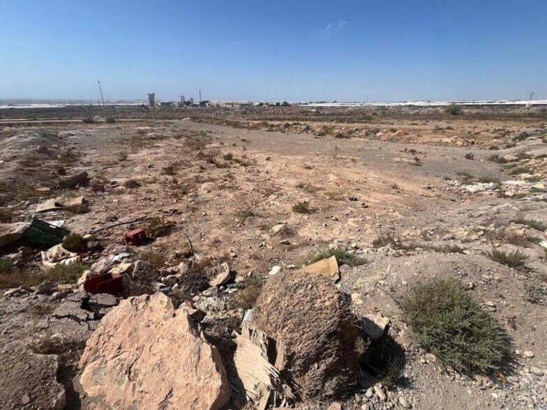 Terreno en Vícar en venta - Foto del edificio - Imagen 3 de 15