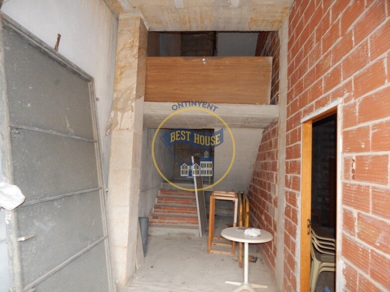 Local en Agullent en venta - Foto del edificio - Imagen 3 de 15