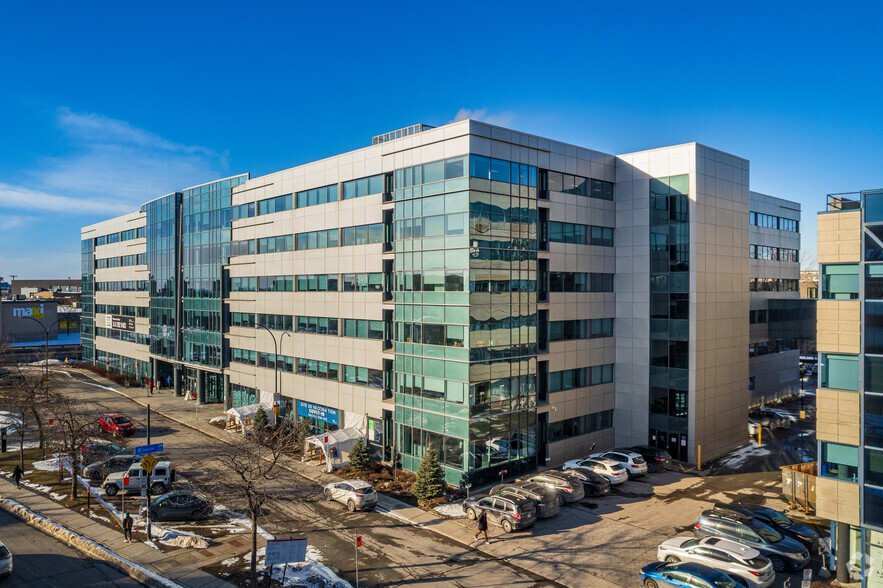 7101 Av du Parc, Montréal, QC en alquiler - Foto del edificio - Imagen 1 de 18