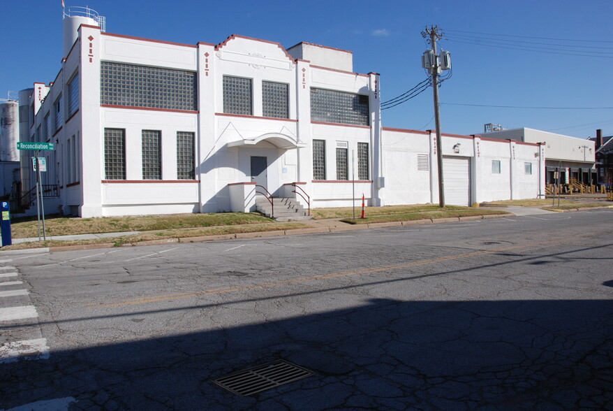 Investment Block cartera de 2 inmuebles en venta en LoopNet.es - Foto del edificio - Imagen 1 de 2