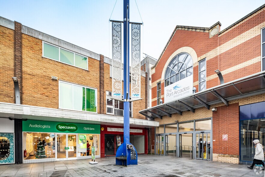 Mercer Walk, Ellesmere Port en alquiler - Foto del edificio - Imagen 3 de 3