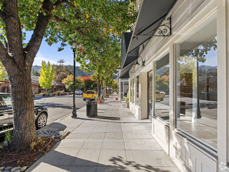 14519 Big Basin Way, Saratoga, CA en alquiler - Foto del edificio - Imagen 1 de 12