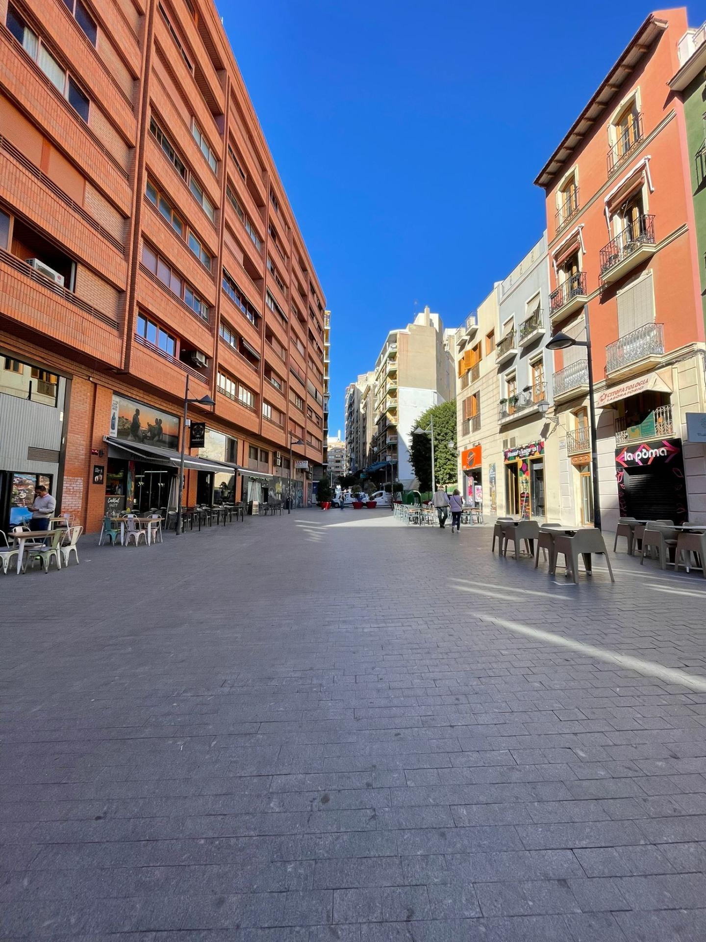 Local en Alicante en alquiler Foto del edificio- Imagen 1 de 4
