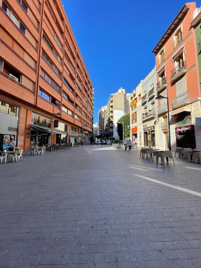 Más detalles de Local en alquiler