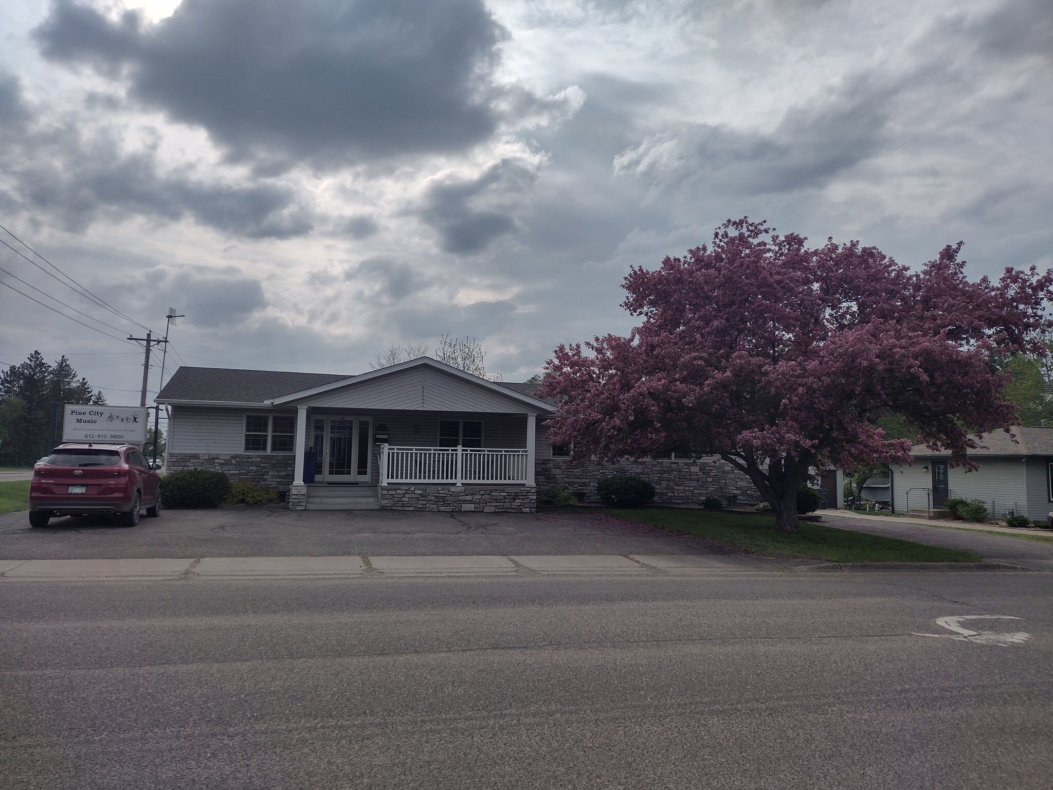 885 7th St SW, Pine City, MN en venta Foto principal- Imagen 1 de 15