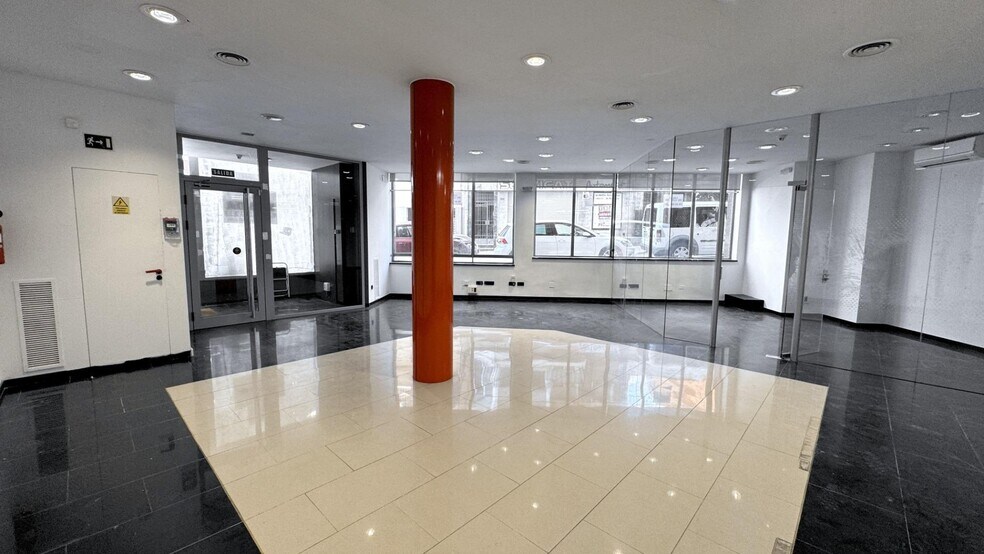 Local en Terrassa, Barcelona en alquiler - Foto del interior - Imagen 3 de 6