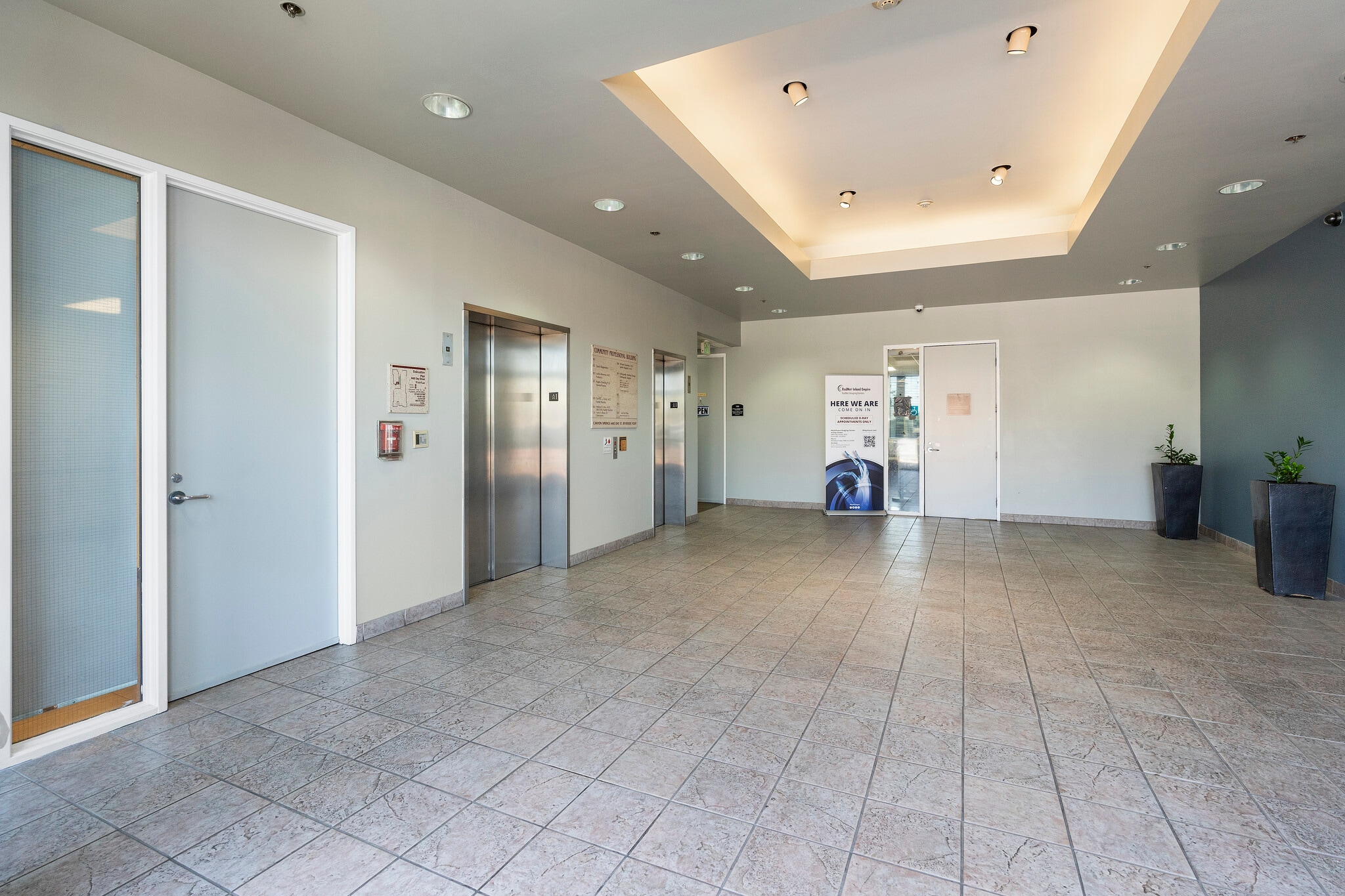 6485 Day St, Riverside, CA en alquiler Foto del interior- Imagen 1 de 5