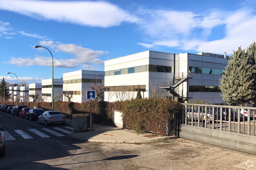 Oficina en Madrid, Madrid en alquiler - Foto del edificio - Imagen 3 de 4