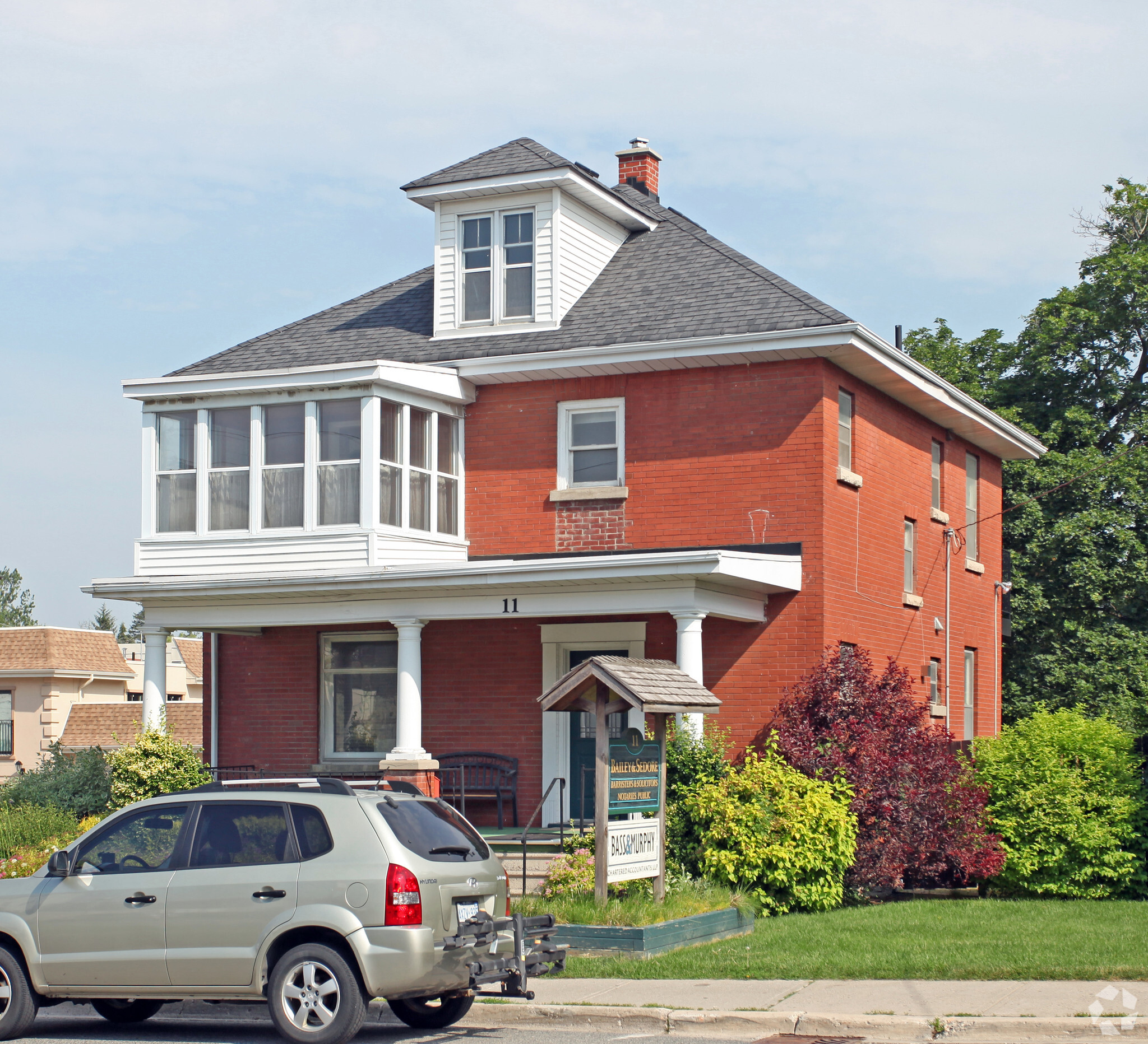 11 Brock St E, Uxbridge, ON en alquiler Foto del edificio- Imagen 1 de 1