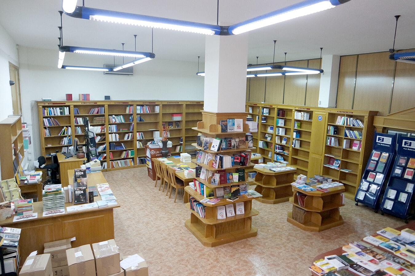 Madrid, MAD 28015 -  -  - Foto del interior - Image 1 of 6