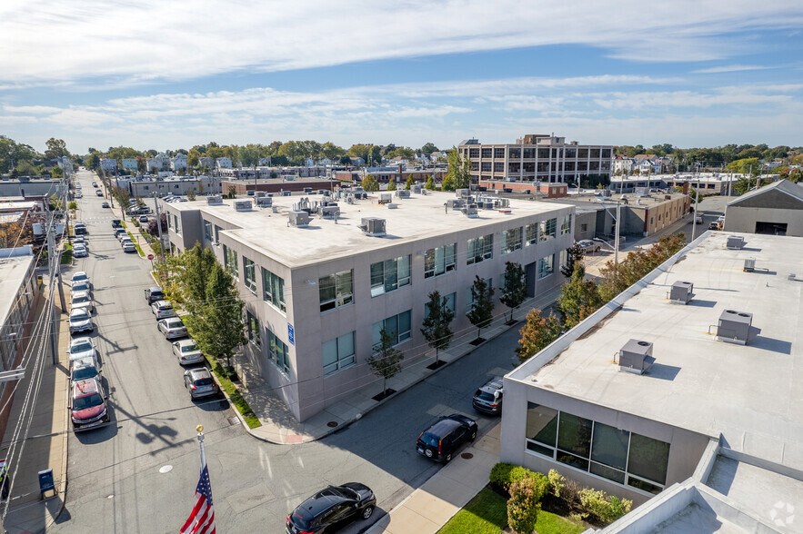 1 Virginia Ave, Providence, RI en alquiler - Foto del edificio - Imagen 3 de 13