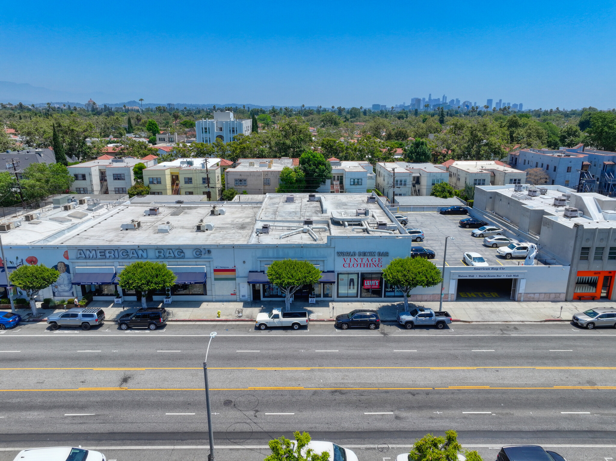 150 S La Brea Ave, Los Angeles, CA en alquiler Foto del edificio- Imagen 1 de 15