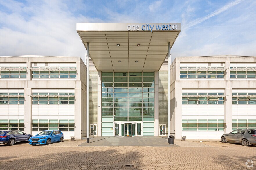 Gelderd Rd, Leeds en alquiler - Foto del edificio - Imagen 2 de 26