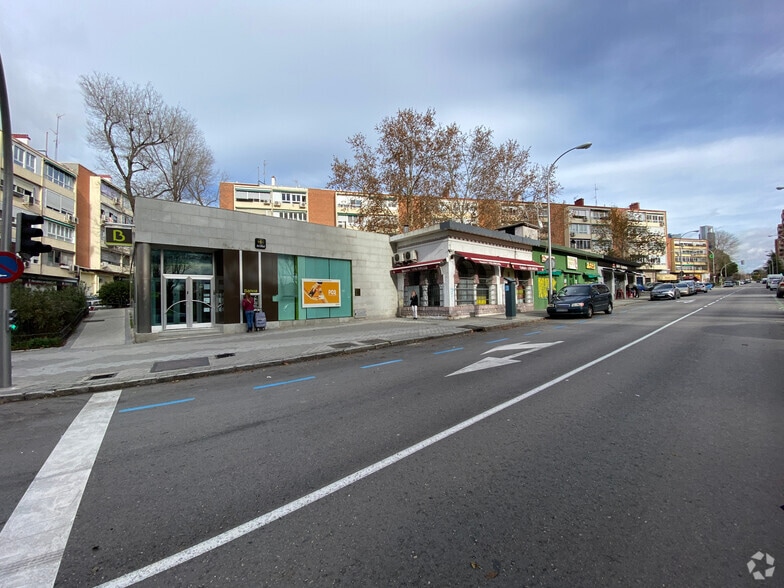 Calle Ribadavia, 11, Madrid, Madrid en alquiler - Foto del edificio - Imagen 1 de 2