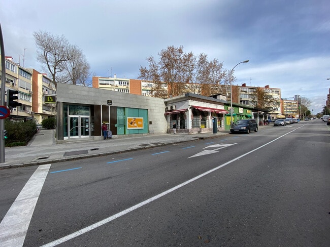 Más detalles de Calle Ribadavia, 11, Madrid - Local en alquiler
