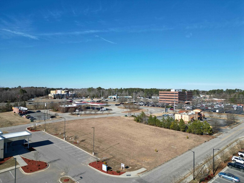 8-136 Enterprise Dr, Rocky Mount, NC en venta - Vista aérea - Imagen 3 de 4