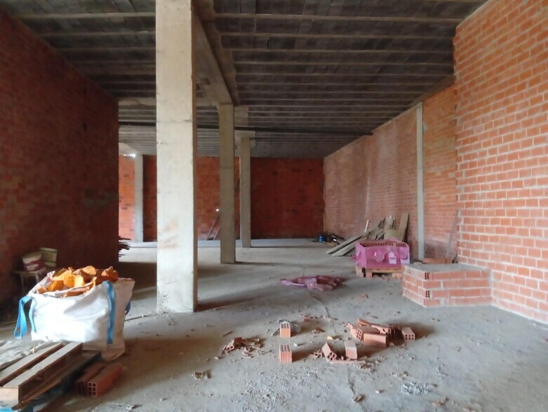 Local en Monforte de Lemos en venta - Foto de la construcción - Imagen 3 de 14