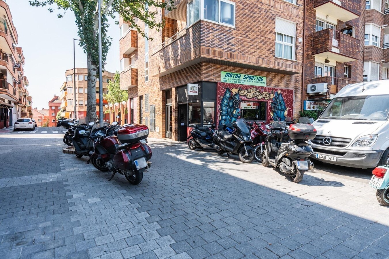 Majadahonda, MAD 28220 - Unidad A -  - Foto del interior - Image 1 of 17