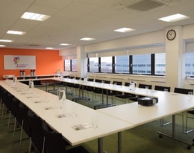 403-445 Midsummer Blvd, Milton Keynes en alquiler Foto del interior- Imagen 1 de 5