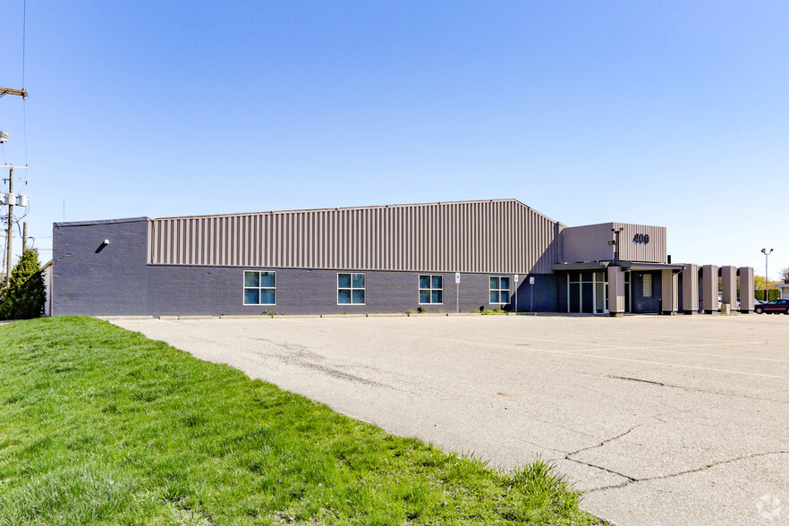 400 W Maple Rd, Troy, MI en venta - Foto del edificio - Imagen 2 de 4