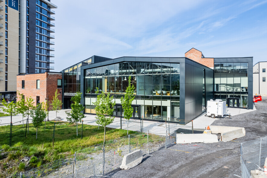 15 Rue Jos-Montferrand, Gatineau, QC en alquiler - Foto del edificio - Imagen 2 de 11