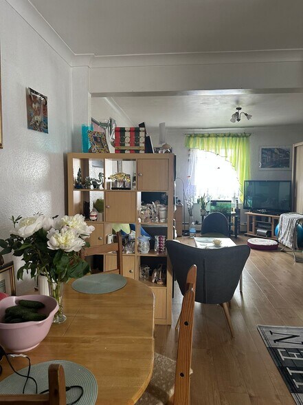 74 Tavistock St, Bedford en venta - Foto del interior - Imagen 3 de 6