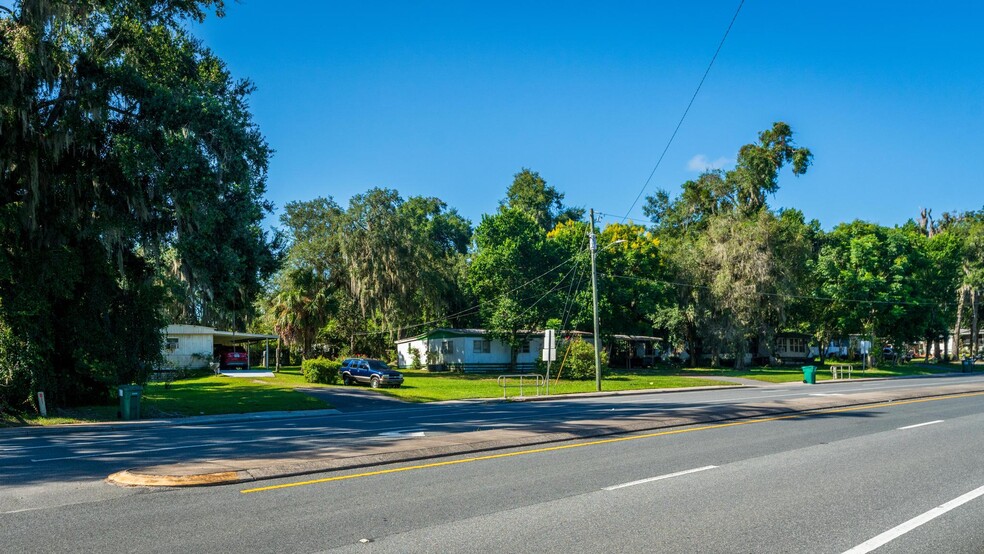 244 County Road 466-Lady Lake, FL cartera de 7 inmuebles en venta en LoopNet.es - Foto del edificio - Imagen 1 de 16