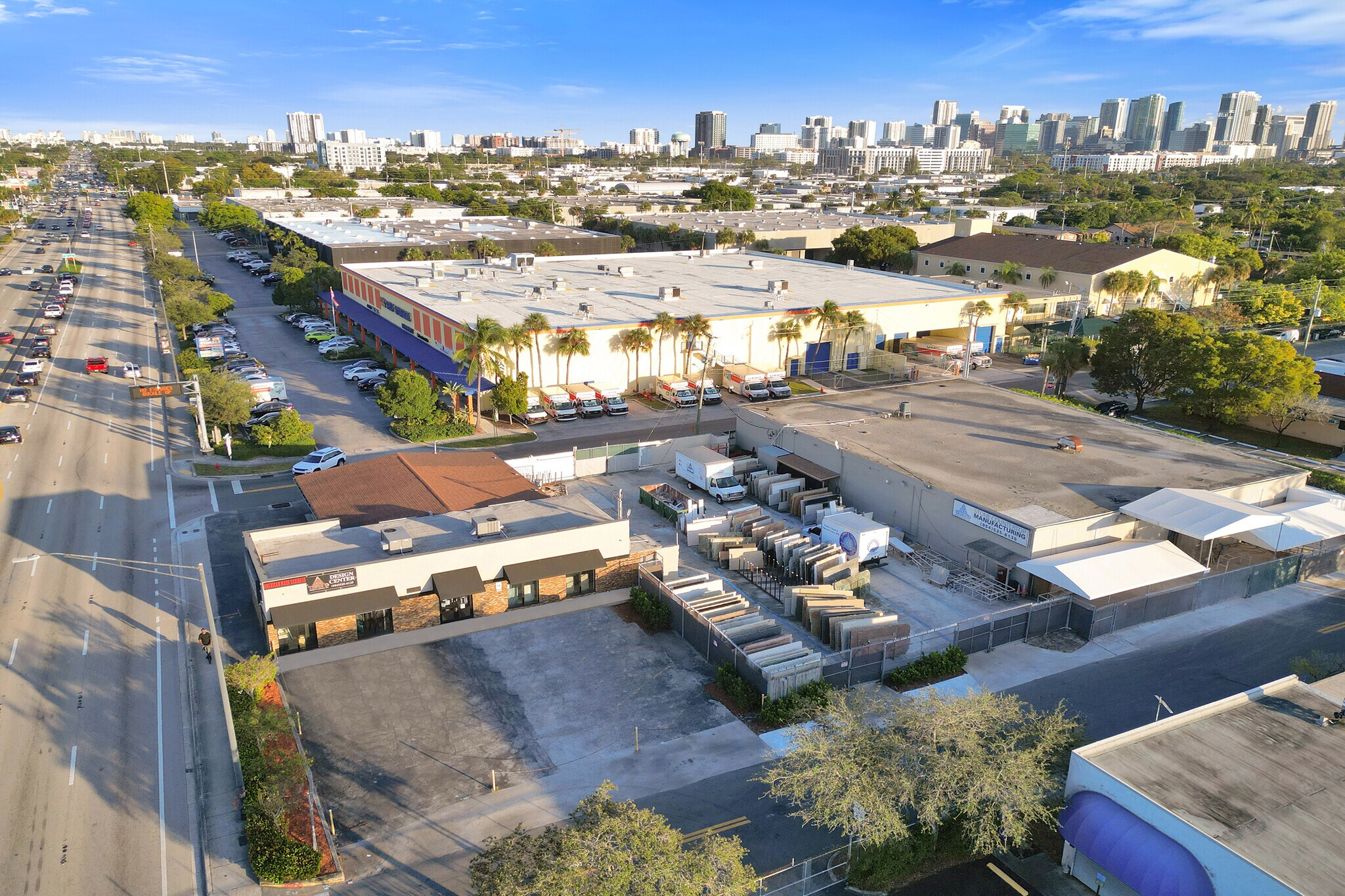 1200 W Sunrise Blvd cartera de 2 inmuebles en venta en LoopNet.es Foto del edificio- Imagen 1 de 13