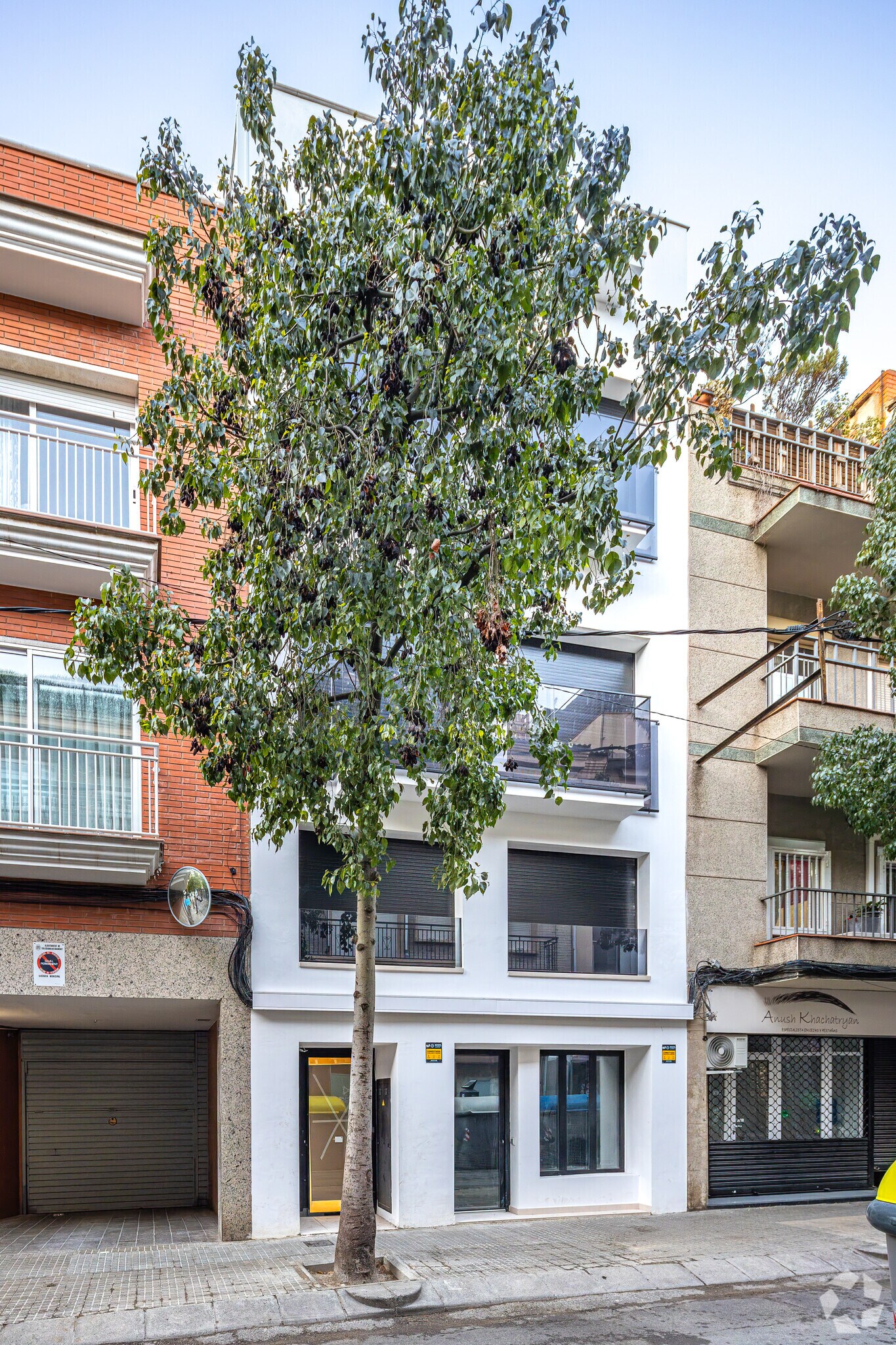 Edificio residencial en Santa Coloma De Gramenet, Barcelona en venta Foto del edificio- Imagen 1 de 4