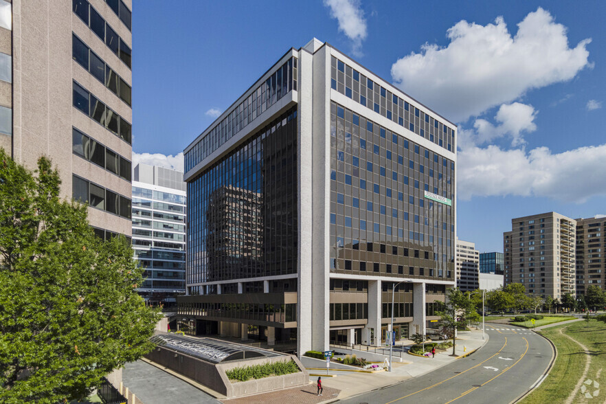 1401 S Clark St, Arlington, VA en alquiler - Foto del edificio - Imagen 3 de 6