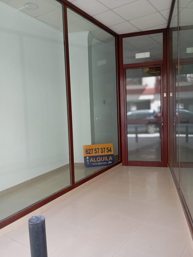 Más detalles de Local en alquiler