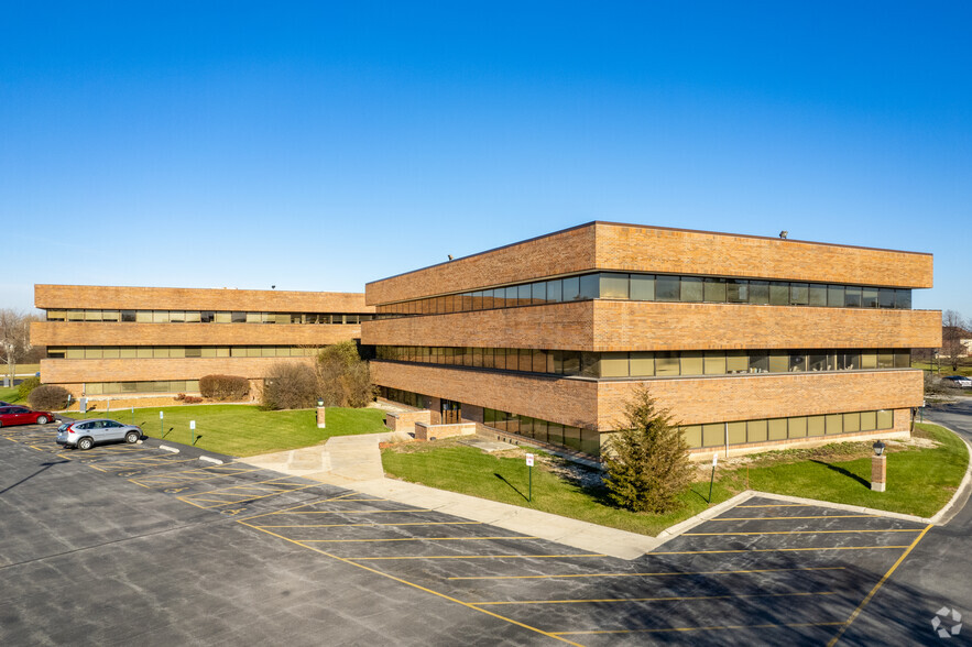 20280 Governors Dr, Olympia Fields, IL en alquiler - Foto del edificio - Imagen 1 de 55