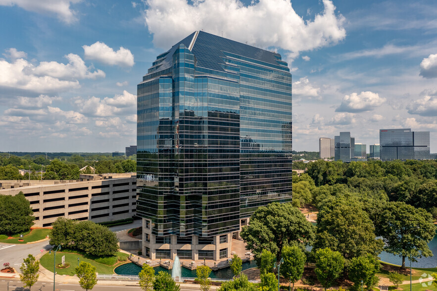 7000 Central Pky NE, Atlanta, GA en alquiler - Vista aérea - Imagen 2 de 9