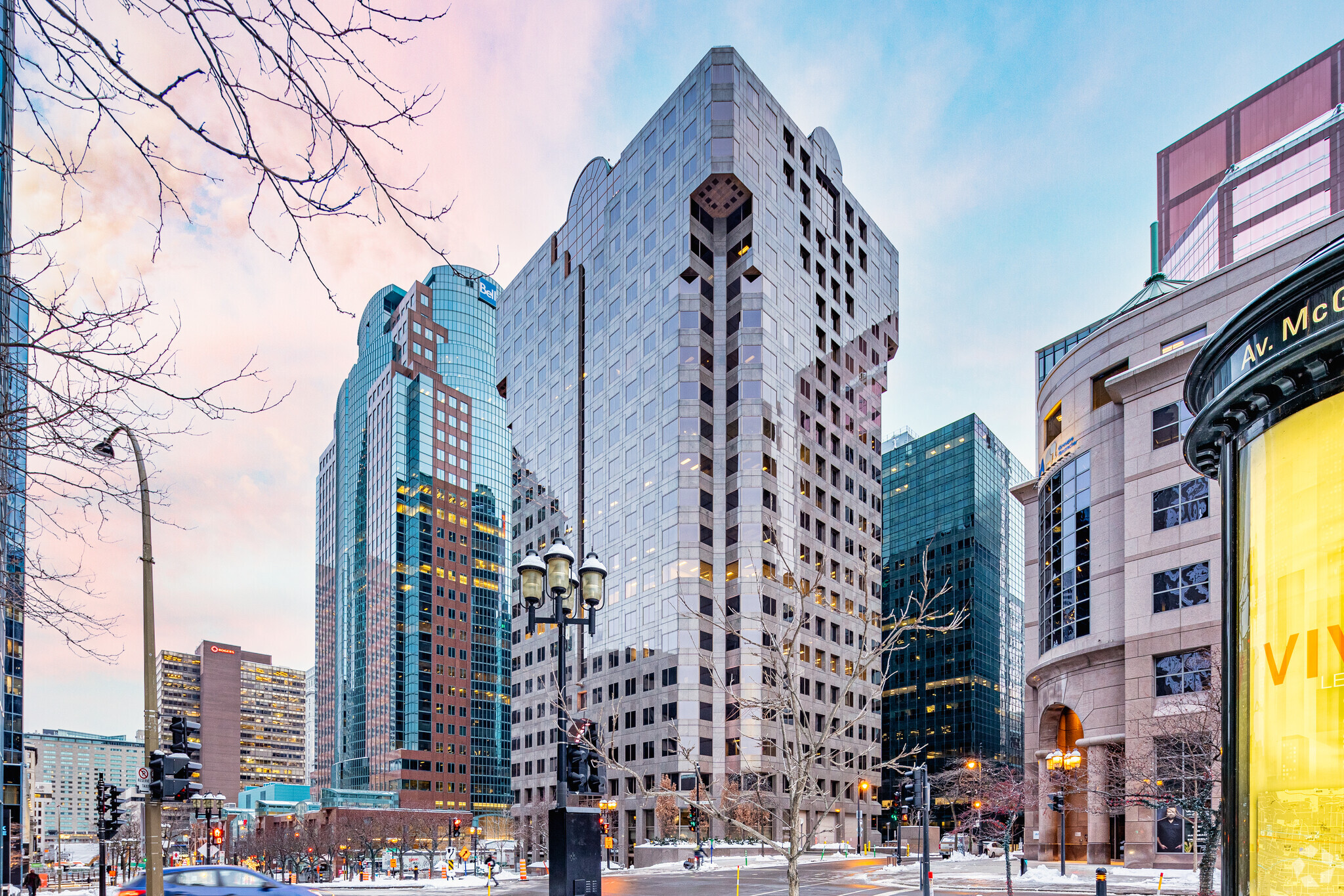 2000 Av McGill College, Montréal, QC en alquiler Foto del edificio- Imagen 1 de 4